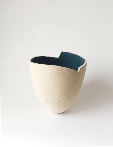 VÉORA II. Modern ceramic...