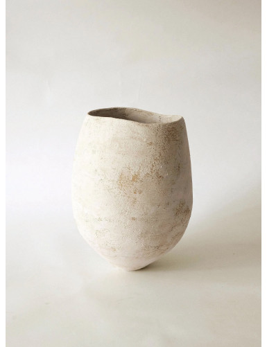 NUMA. Ceramic vessel